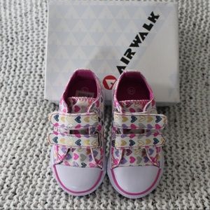 Toddlers Airwalk Heart Shoes